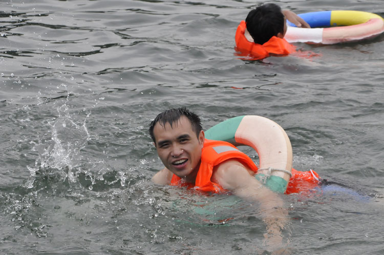 ��Ӿ-��ˮ��-�M�ƙC(j��)е