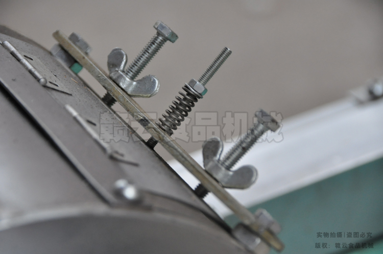 880�Ͷ๦���в˙C(j��)����M�D