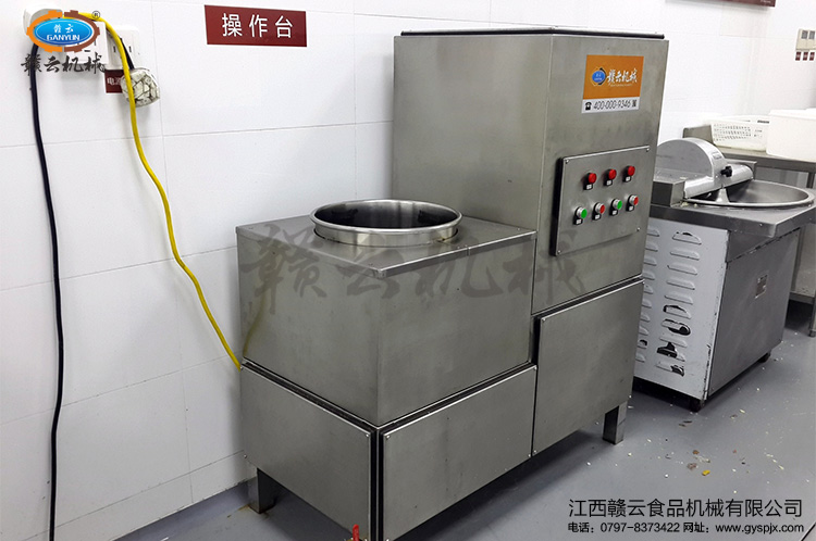 �������������{�C